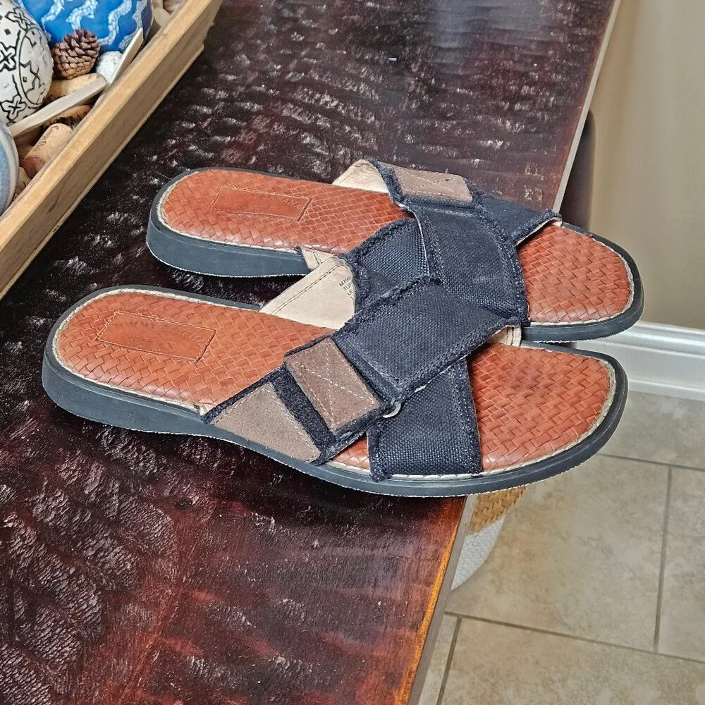 Tommy Bahama Turks Leather Sandals, Black/Brown, Sz 13 - Picture 2 of 13